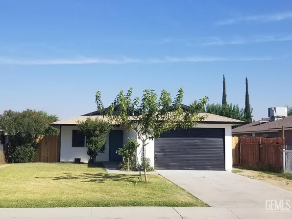 582 10th St, Mc Farland, CA 93250