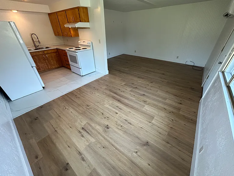 2411 S Lyle St #1 — Photo 4