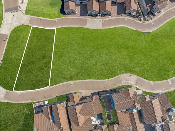 28 Castellon Dr, Westlake, TX 76262