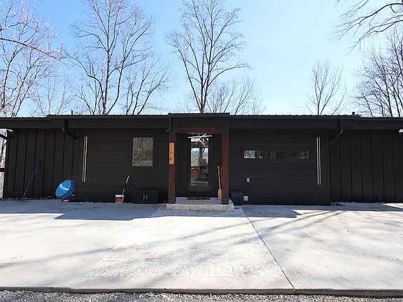 3rd image of 178 Mullican Dr