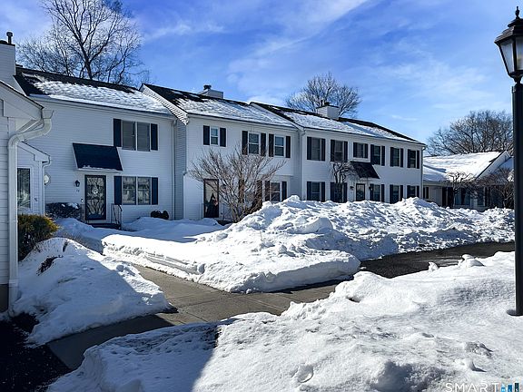 3rd image of 319 Thomaston Road #75