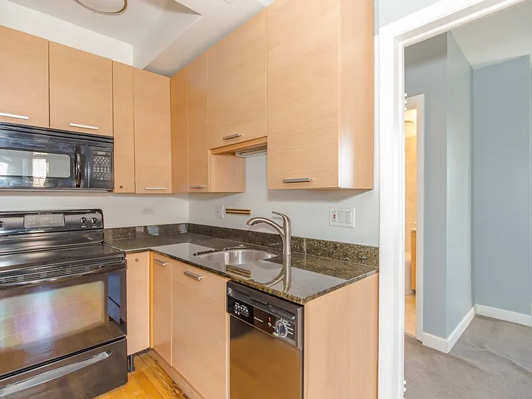 732 W Bittersweet — Photo 34