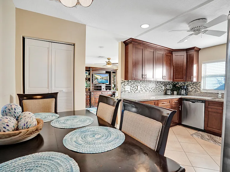 740 Buttonwood Rd — Photo 30