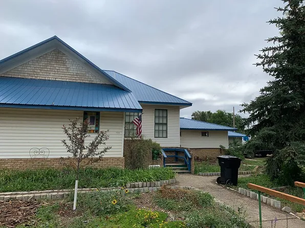 4321 Main St, Williston, ND 58801