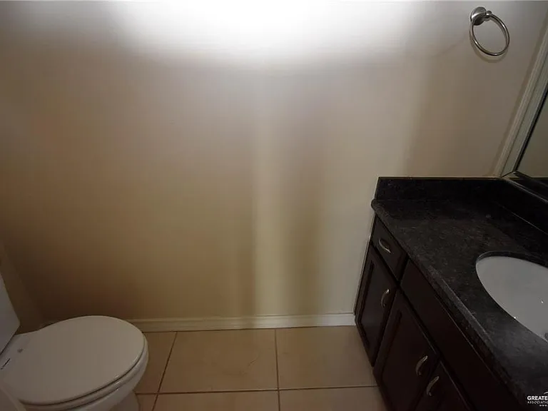 1221 E Daffodil St #C — Photo 6