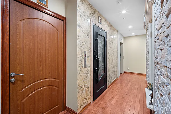 Sold by Ilite Realty Inc | media 10