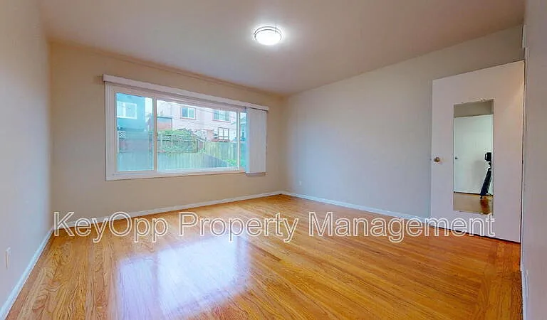 31 Crestline Ave — Photo 12