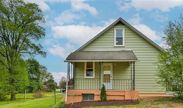 1861 E Emmaus Ave — Photo 1