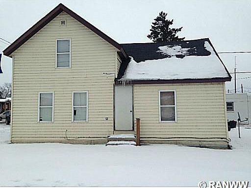 2nd image of 223,225 Knapp Street
