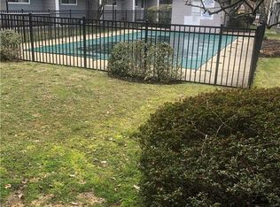 4 Union Ave APT 8, Norwalk, CT 06850