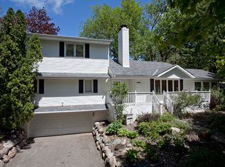 14900 Highland Ln, Minnetonka, MN 55345