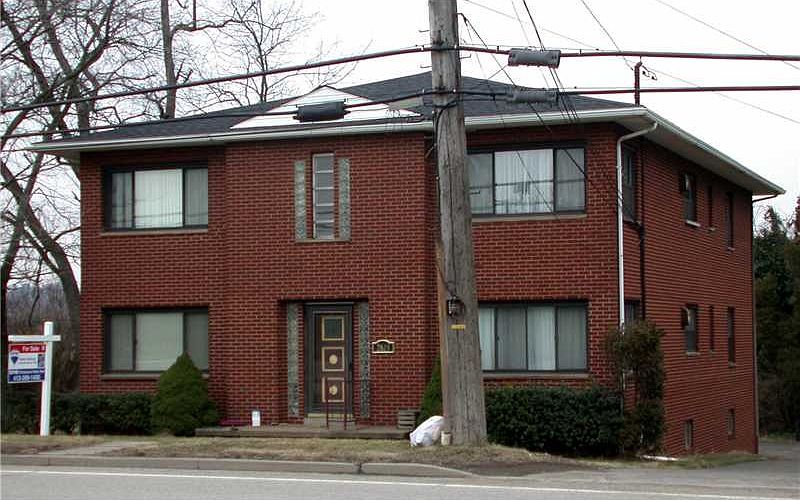 2nd image of 2619 Mill St