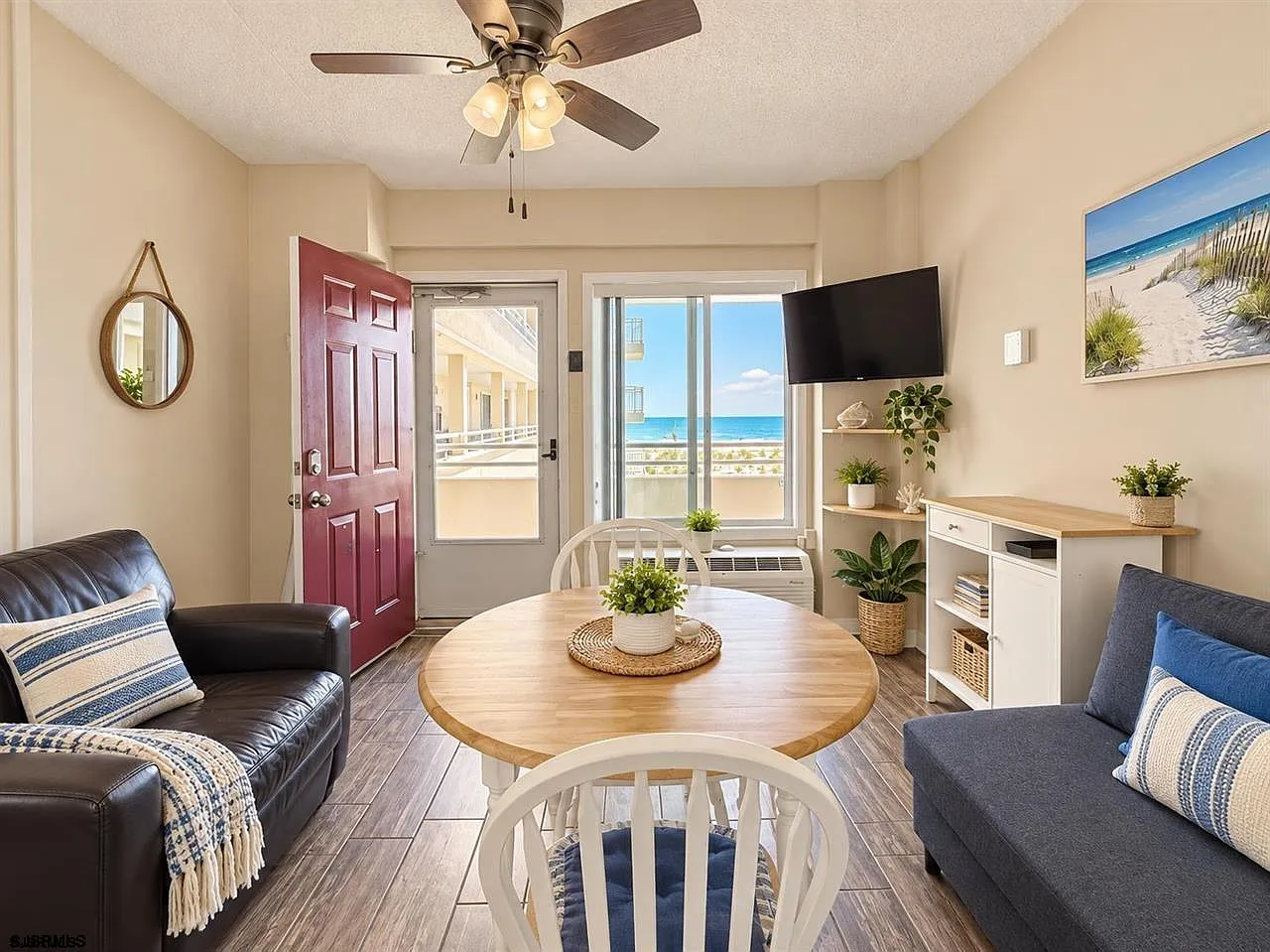 1 bed, 1.0 bath, $19,500 — Photo 4