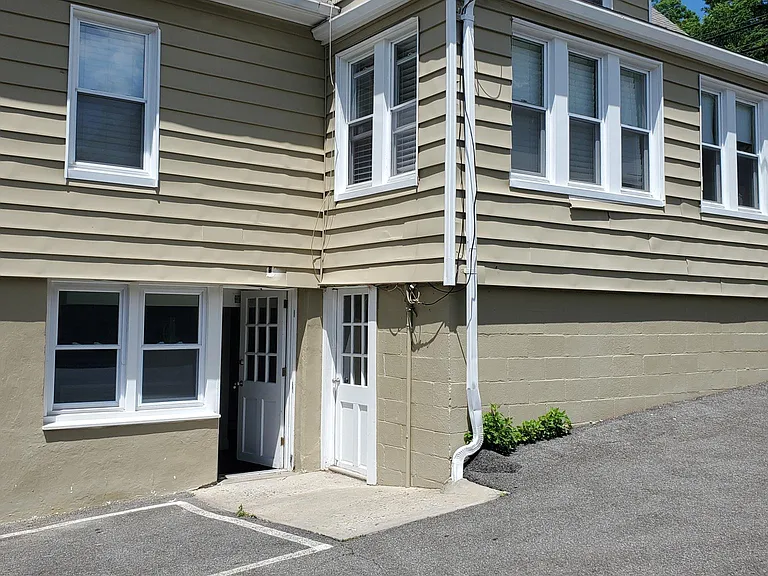 61 Lafayette Ave #1 — Photo 1