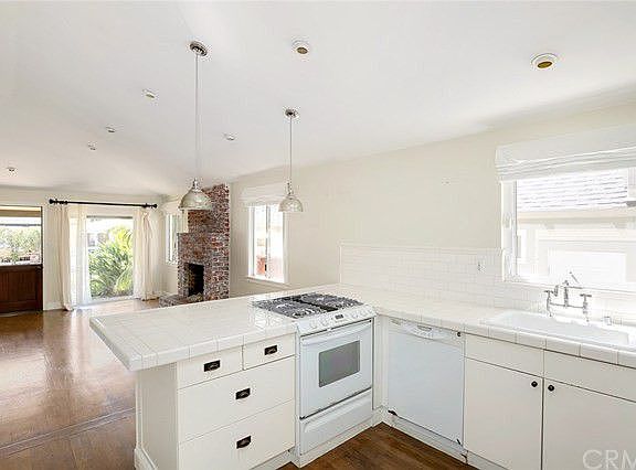 5th image of 517 Orchid Ave #A