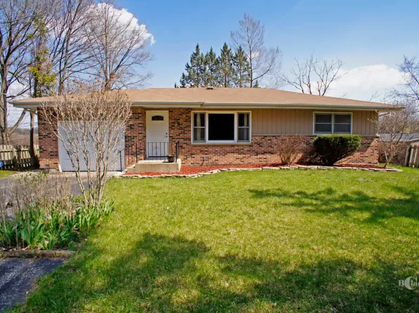 5902 Fox Lake Rd, McHenry, IL 60051