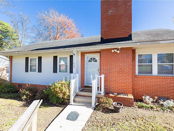 4th image of 1609 Dena Dr