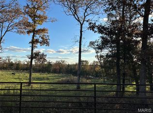 1867 Hecker Rd, Owensville, MO 65066