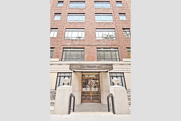 Sold by Stribling | media 22