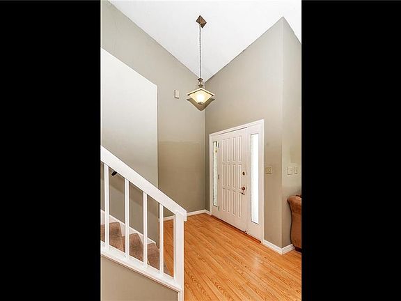 2nd image of 5685 Federalist Ct