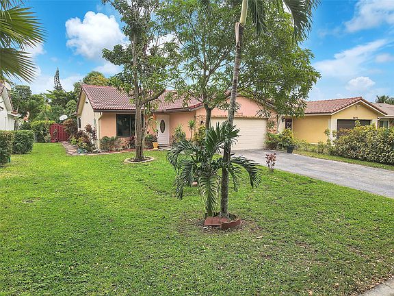 3rd image of 2673 NW 92nd Avenue