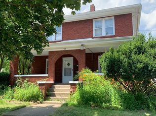 919 Lovers Ln, Akron, OH 44306