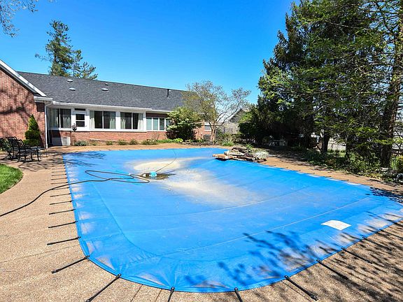 4th image of 331 Mount Ashley Rd