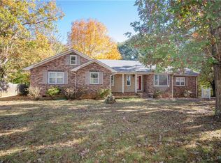 14031 Nc Highway 87 N, Eden, NC 27288