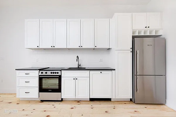 Rented by Citi Habitats | media 126