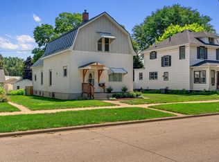 1336 Kane St, La Crosse, WI 54603