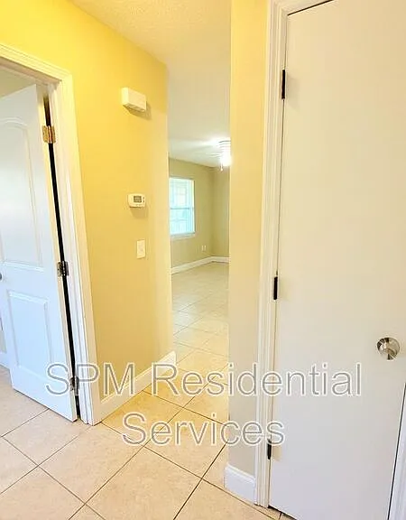 114 Mayberry Ct — Photo 7
