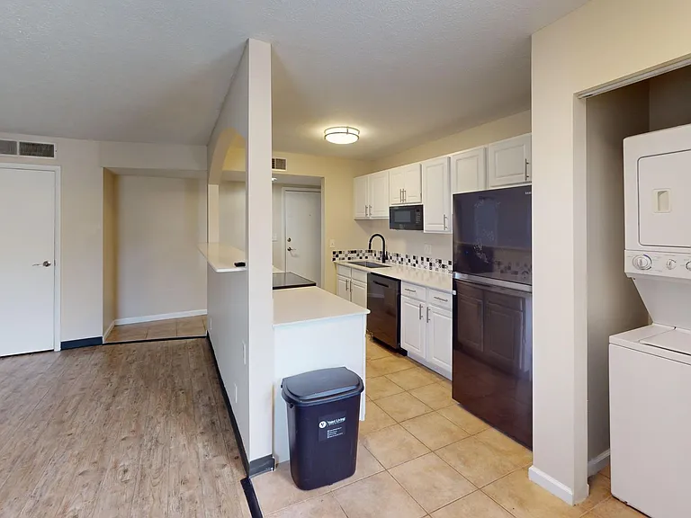 1304 Palmer Dr — Photo 29