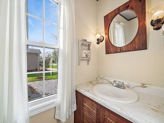4th image of 1150 Casa Solana Dr