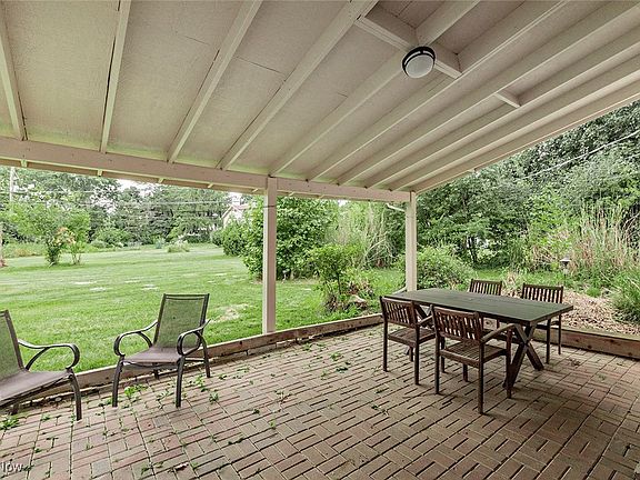 4th image of 2435 Brian Dr