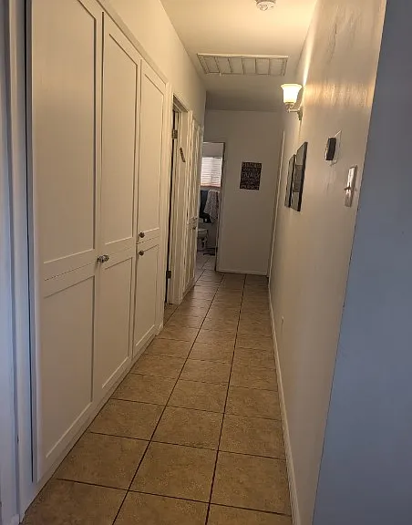 1117 E Maryland Ave — Photo 17