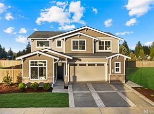 942 Rainier Loop, Mount Vernon, WA 98274