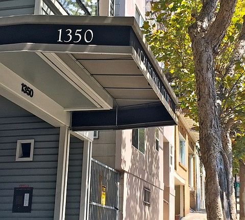 Entry from California street