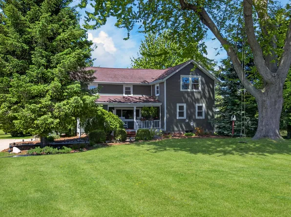 9064 Ruggles Rd, Baroda, MI 49101