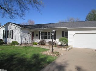 824 Cindy Dr, Burlington, IA 52601