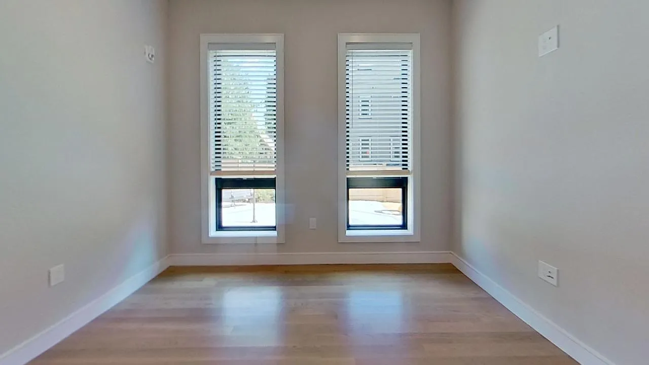 1 bed, 560 sqft, $3,200 — Photo 4