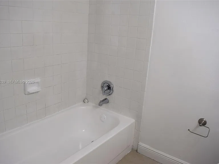 5628 Rock Island Rd #185 — Photo 16