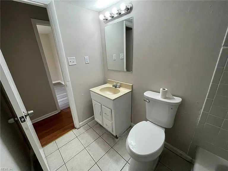 719 Marvin Ave #206 — Photo 16