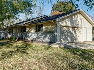 601 S Main St, Willard, MO 65781
