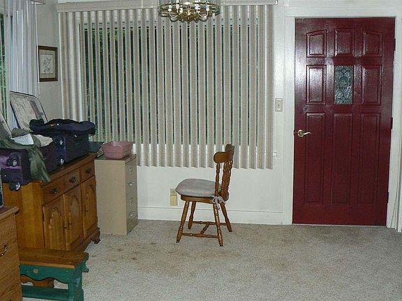 5th image of 3947 Saint Highway M 67