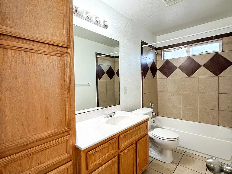 1202 Cinch Dr #A — Photo 15