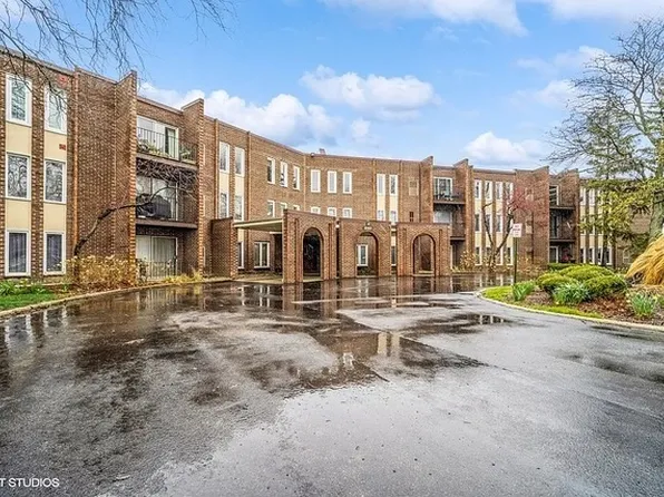 1550 Sandpebble Dr APT 116, Wheeling, IL 60090