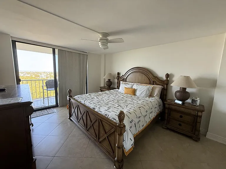 440 Seaview Ct #1210 — Photo 10