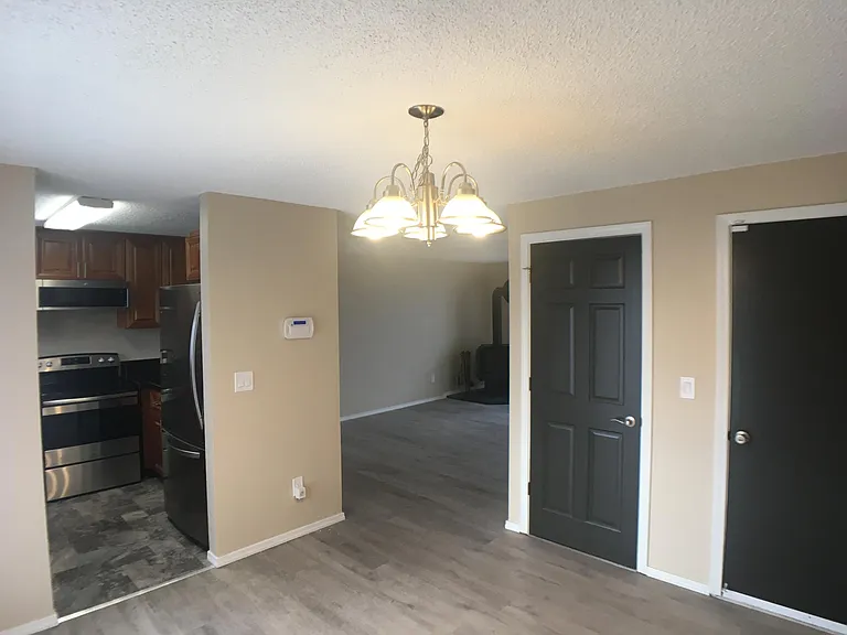 205 21st Pl SE #A — Photo 8