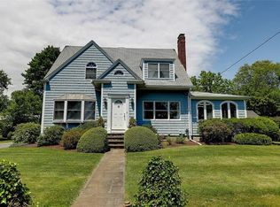 9 Elton Rd, Barrington, RI 02806