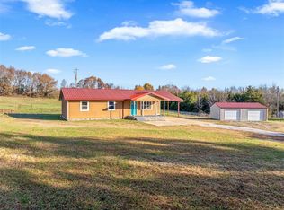 6957 Essies Ln, Everton, AR 72633